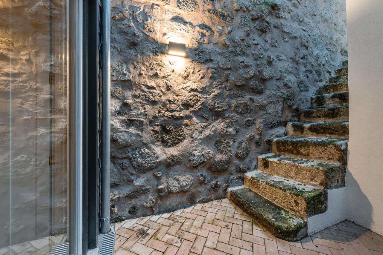 Door 65 - Historical Center Apartments OOporto Extérieur photo